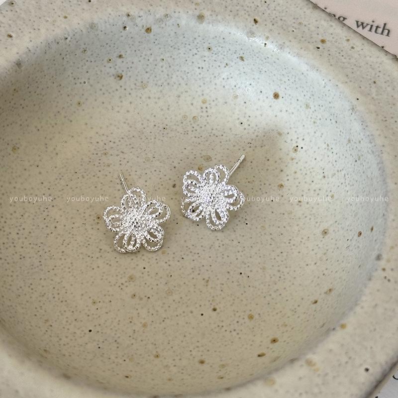 Minimalist Silver Hollow Flower Stud Earrings for Women