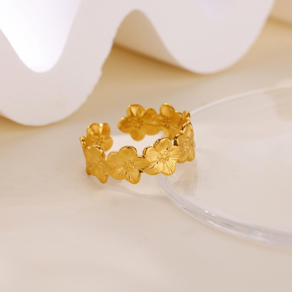 Gold Color Anillos Stacked Multiple Flowers Rings Elegant Women Stainless Steel Shell New Ring Jewelry Wedding Birthday Dainty