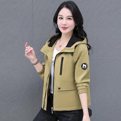 Spring & Autumn 2025 Women's Casual Windbreaker: Fashionable Short Jacket for Middle-Aged Moms