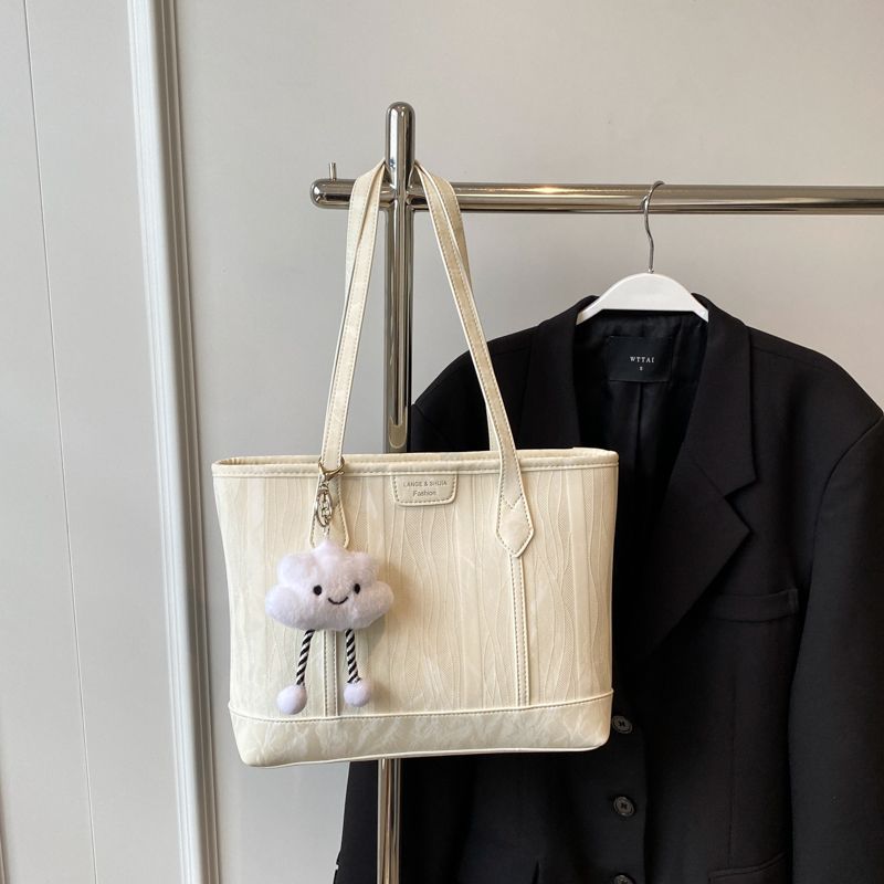 Large-capacity commuter bag women's autumn new fashion tote bag premium shoulder bag