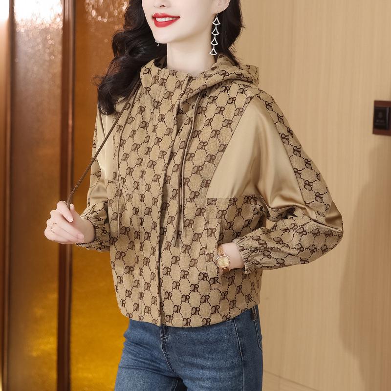 

Осень 2023 Женская модная ветровка с капюшоном и принтом - Маленький размер, трендовая верхняя одежда 2XL