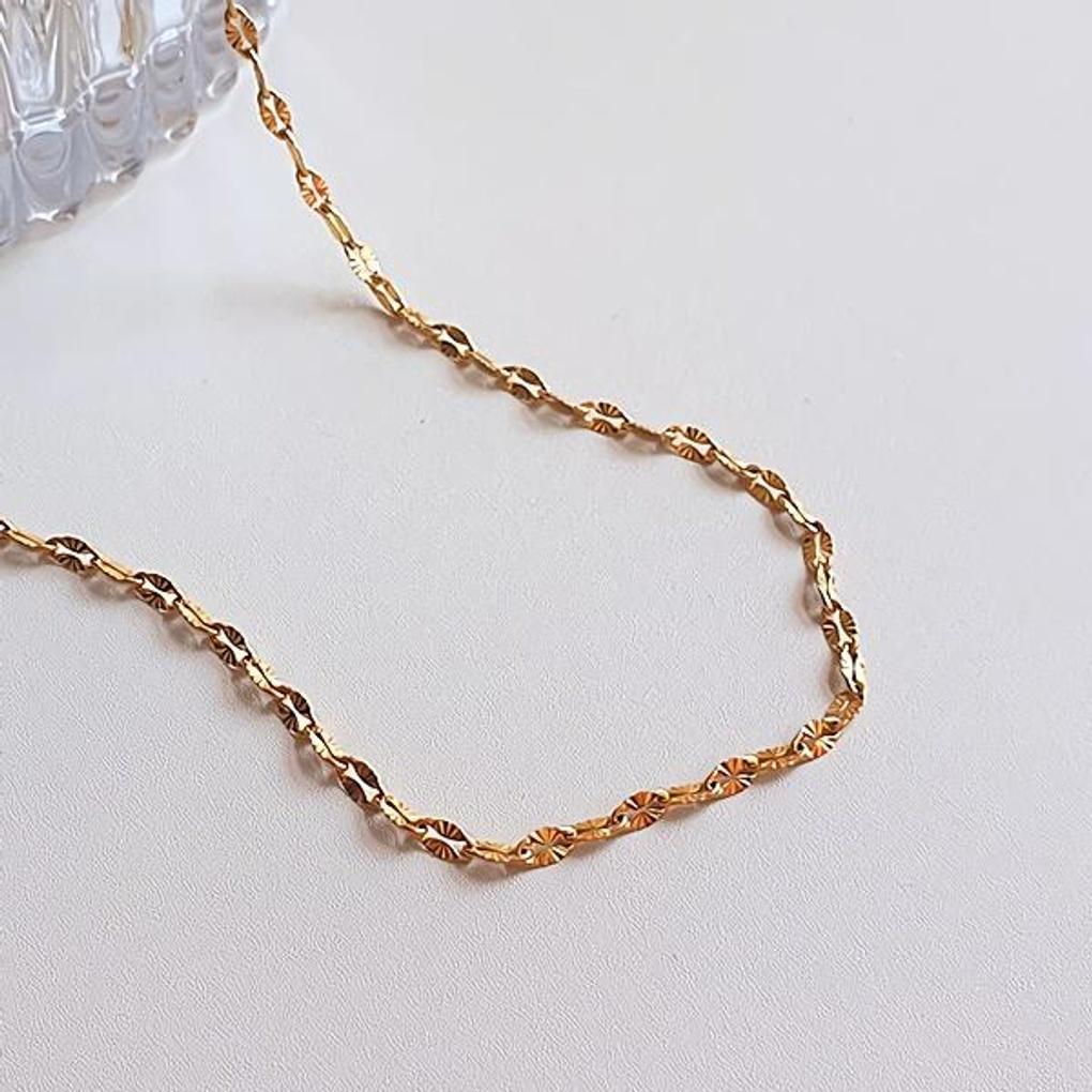 Women's Accessories Cutting One-Line Gold Necklace