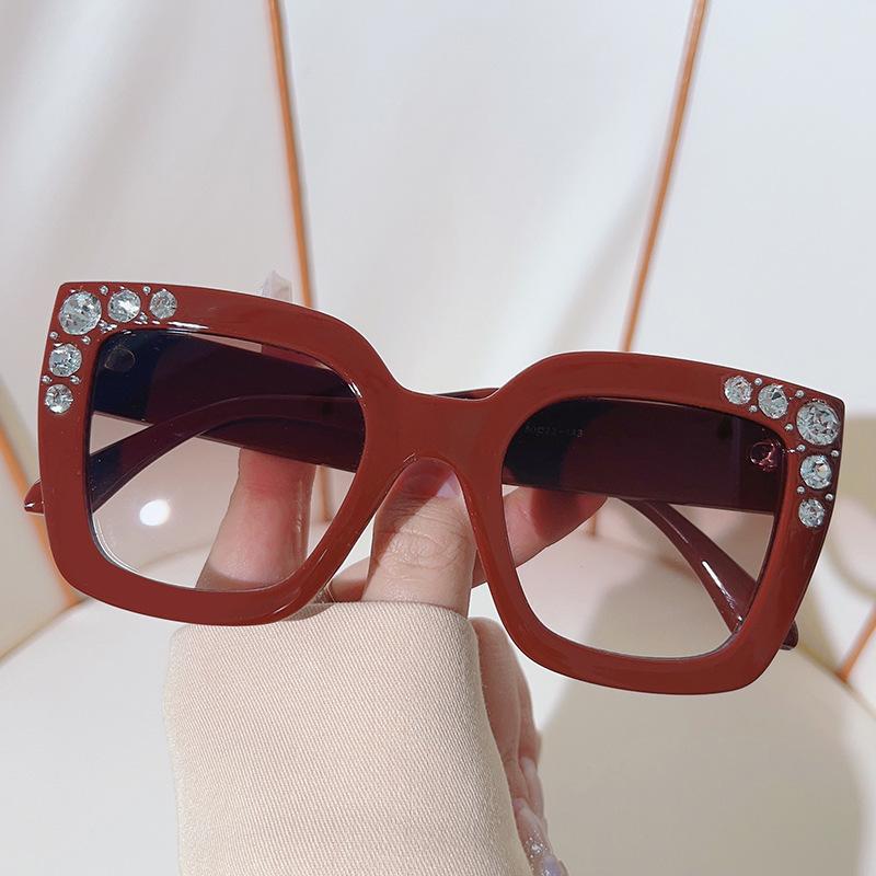Luxury Designer Diamond Square Sunglasses Women Crystal Rhinestone Vintage Punk Fashion Shades Trendy