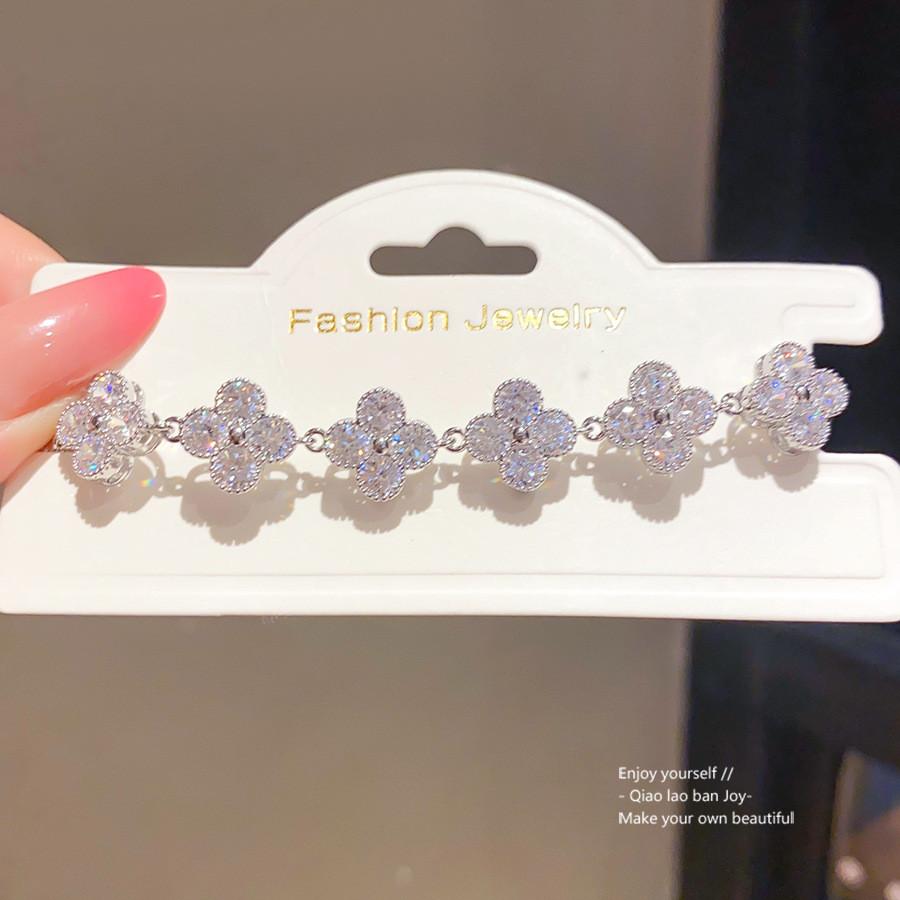 Zircon Lucky Clover Flower Bracelet With Sparkling Stones For Womens Fashion Accessory