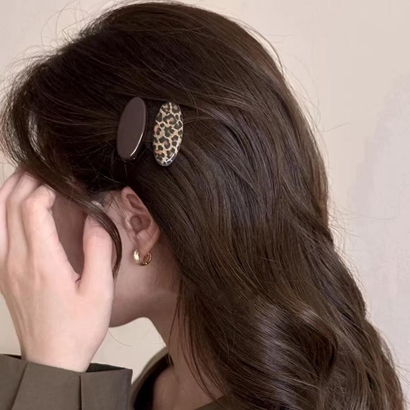 2Pcs Coffee Leopard Print Hairpin Side Clip Side Bangs Clip Temperament Love Duck Bill Clip Female Word Hairpin Hair Accessories