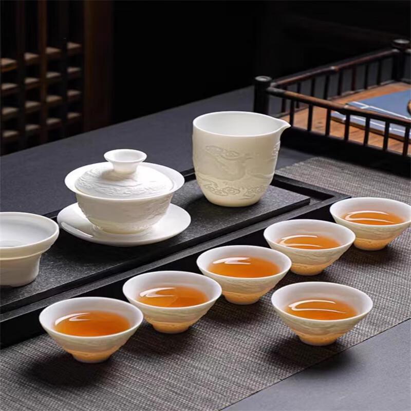 Dragon Embossed Ceramic Gaiwan Tea Set Gift Box