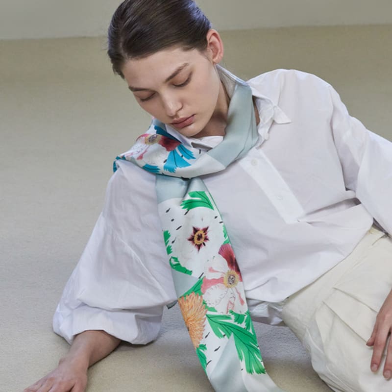 ANA MAISON Dulgi Rectangle Silk Scarf [PM-1406]