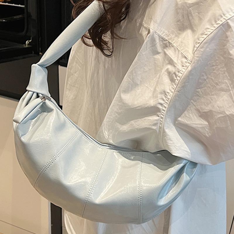 Casual Personality Large Capacity Crossbody Dumpling Bag Women's 2025 Summer New Trendy Niche Solid Color Simple Shoulder Bag