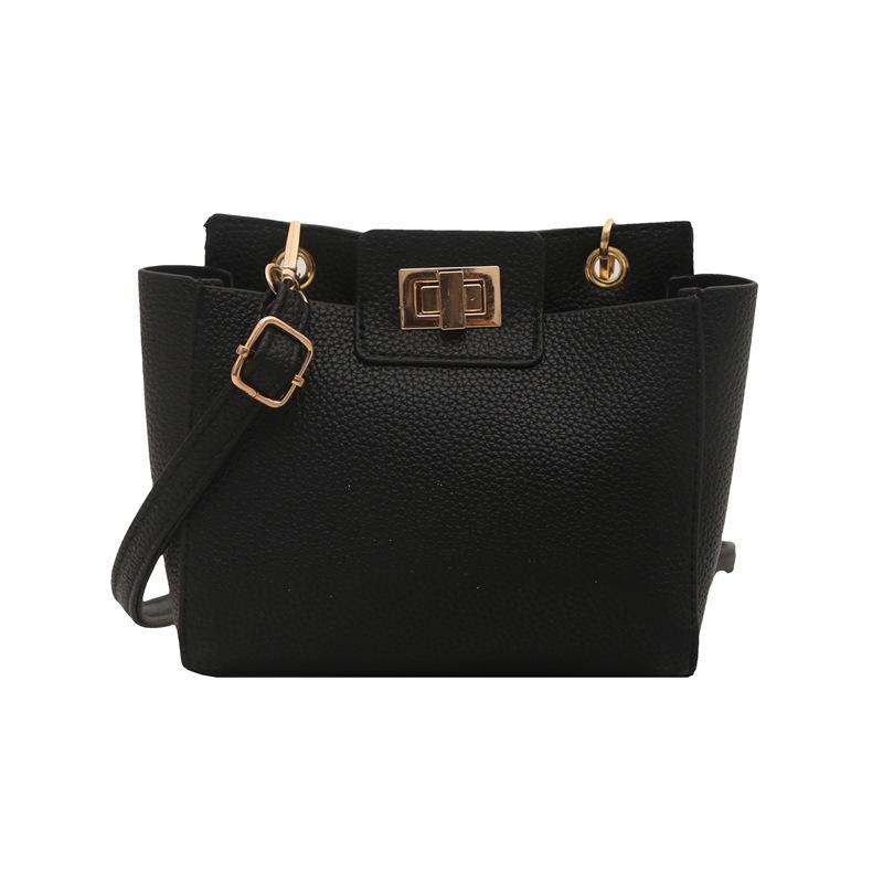 

Ретро сумка через плечо с замком, простая однотонная, с узором личи, сумка-мессенджер через плечо, новая женская сумка 2025 года с персонализацией чёрный