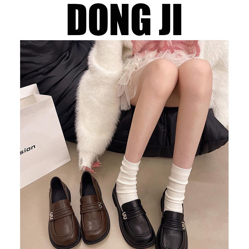 Autumn 2024 retro black British style round head comfortable versatile one-pedal flat women's single shoes trendy small leather shoes
