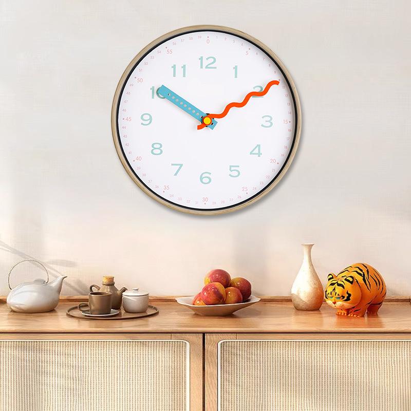 10 cm, approximately 8 inches, antique wood grain Nordic style minimalist wall clock, wall clock, suitable for living room and study