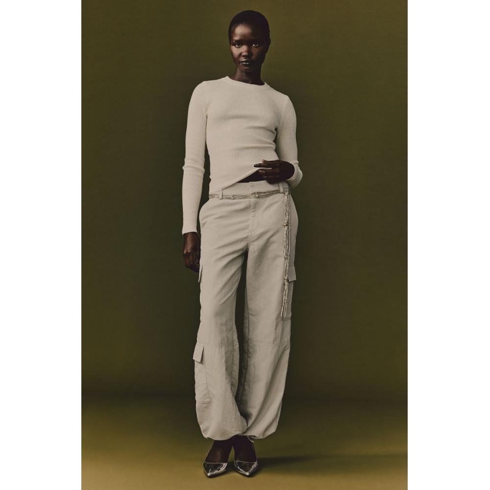 

Кремовый топ в рубчик HM