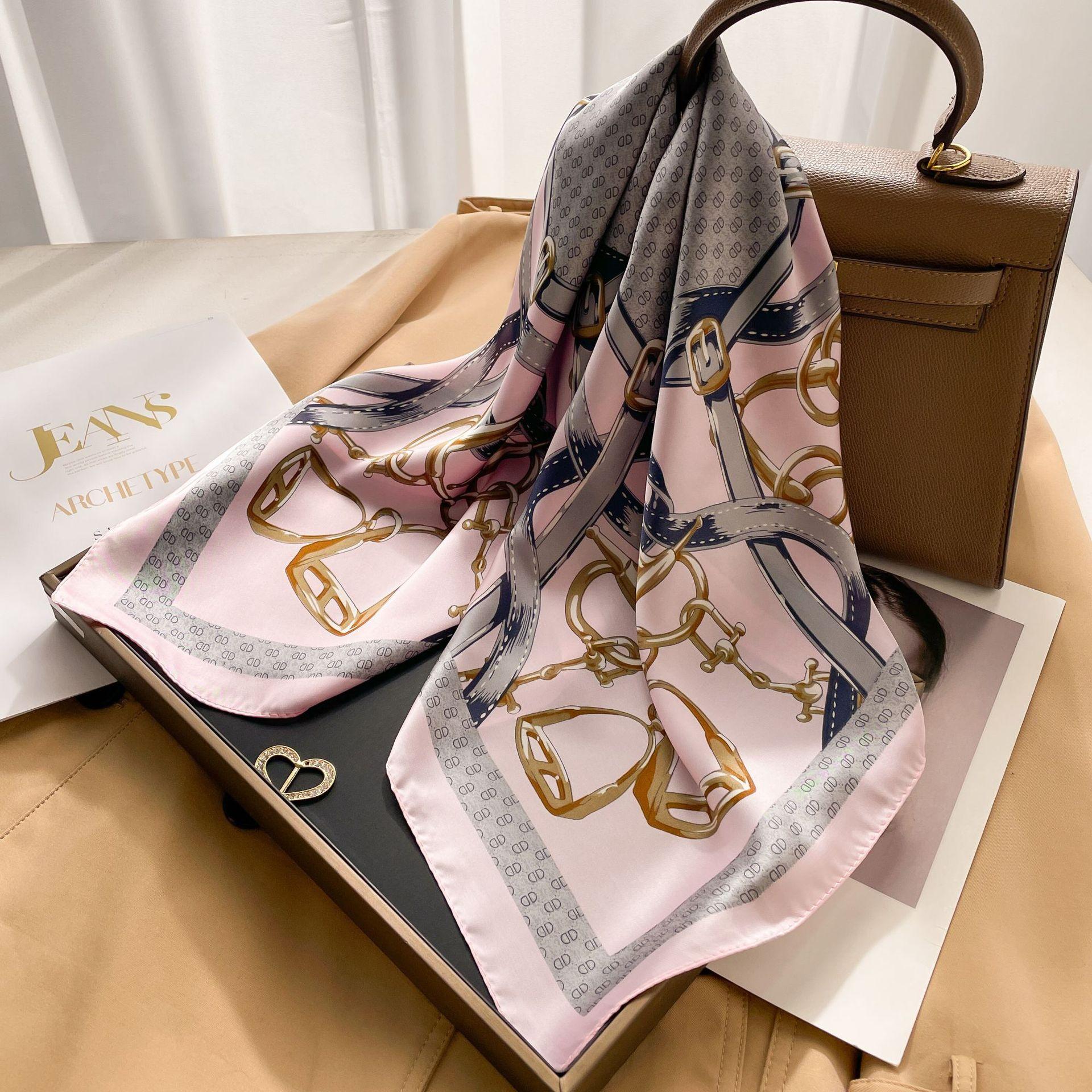 

70 Маленьких Квадратных Шарфов, Шелковые Шарфы, Женские Тонкие Универсальные Солнцезащитные Шарфы, Профессиональные Шарфы, Повязки на Сумки, Повязки на Голову.