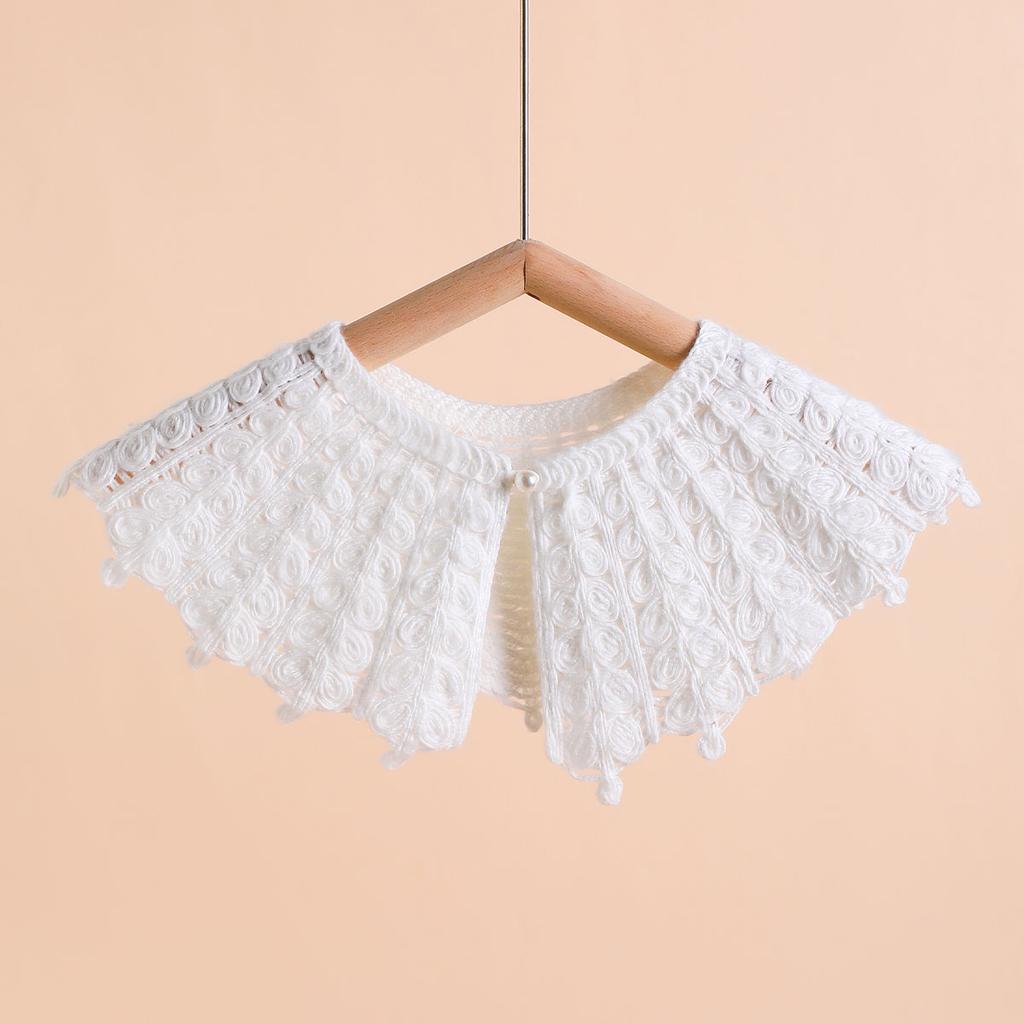 NEW Lace Solid Colour Neckline Detachable Fake Collar DIY Breathable Scarf Around Neck Flower Sweet Hollow Comfortable Patch