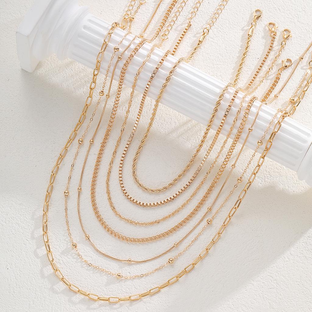 7pcs Elegant Vintage Twisted Chain Necklace Set Vintage Gold Color Minimalist Multi-Layer Chains Daily Wear Party Jewelry Gifts