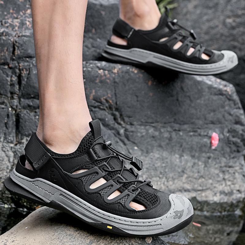 Fashion New Designer Brand Men Young Grid Ventilation Soft Sole Seaside Sandals Summer Outdoor Lightweigh Non-slip Sport Leisure Shoes