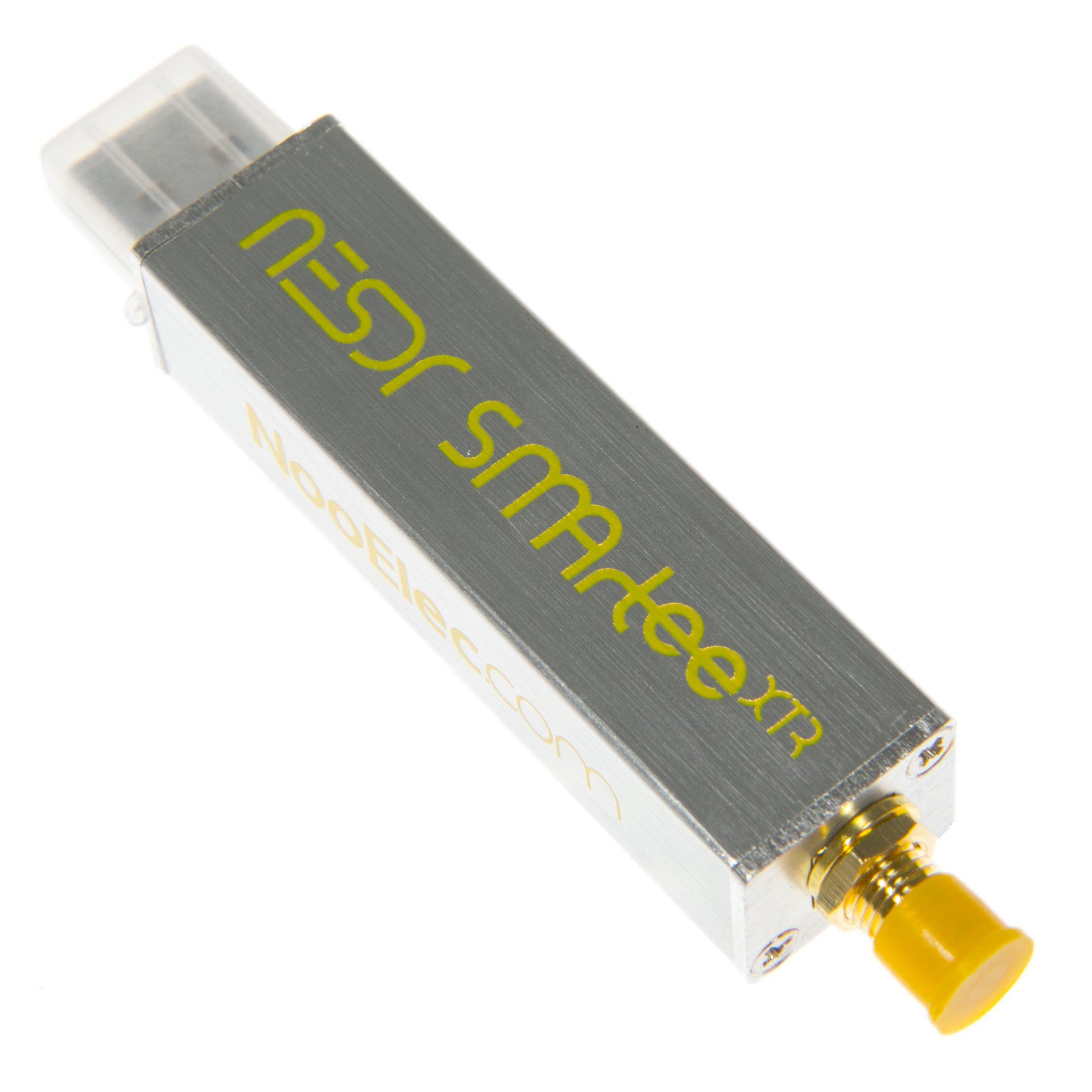 

Nooelec NESDR SMArTee XTR SDR Premium на базе программно-определяемого радио на базе RTL2832U и E4000 с расширенной регулировкой смещения алюминиевого SMA-входа - RTL-SDR