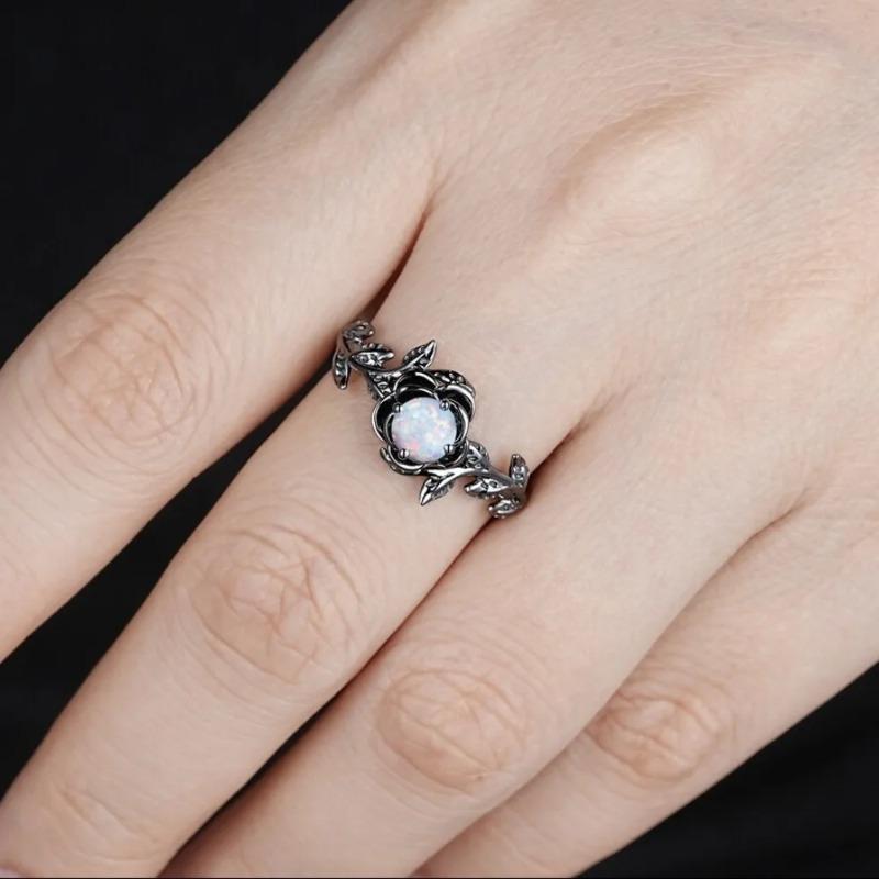 Inlaid Moonstone Rose Flower Rings Women Fashion Ring Romantic Attractive Rings for Women Vintage Metal Inlaid Ring Jewelry