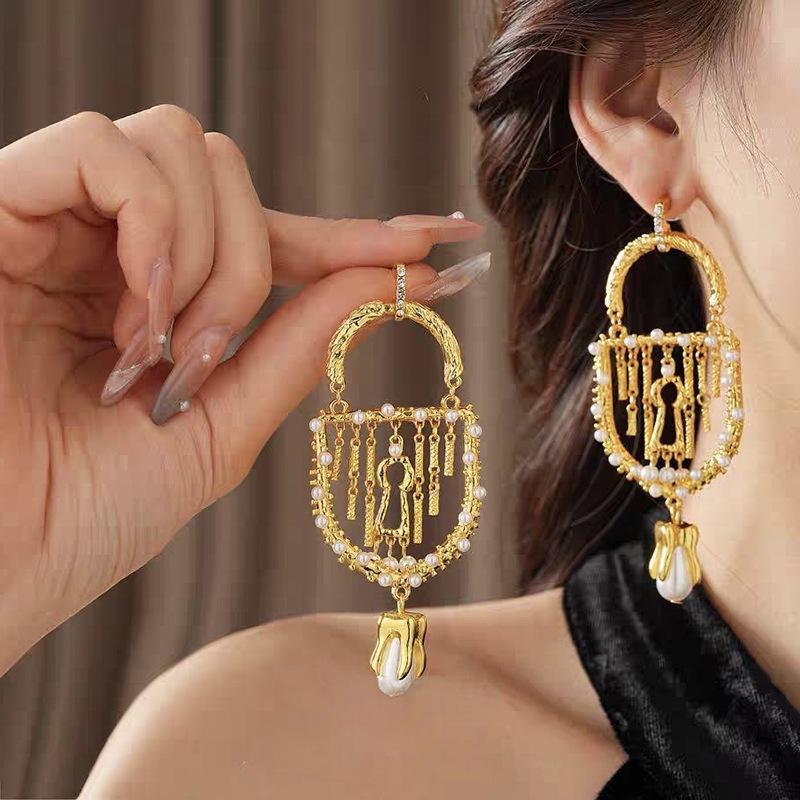 Vintage Metal Drop Dangle Pearl Tassel Earrings For Women Fashion Jewelry Gift Fantastic Statement Earrings Accessories