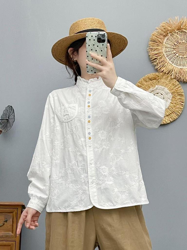 2026 Women's Spring Long Sleeve Jacquard Embroidery Pure Cotton Gauze Shirt - Casual, Versatile, Retro