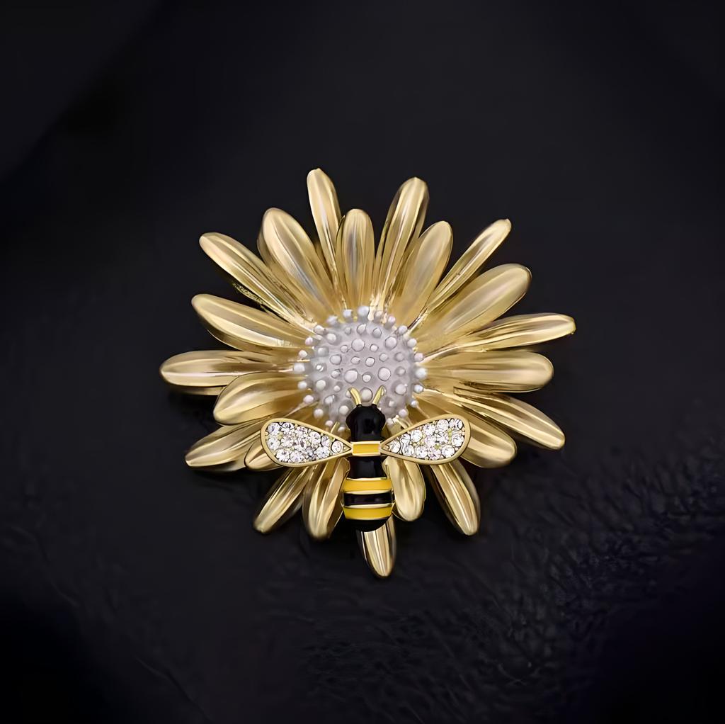 Smell Chrysanthemum Brooch High-End Female Cute Little Bee Daisy Corsage Fashion Animal And Plant Anti-Light Pin Suit Accessories