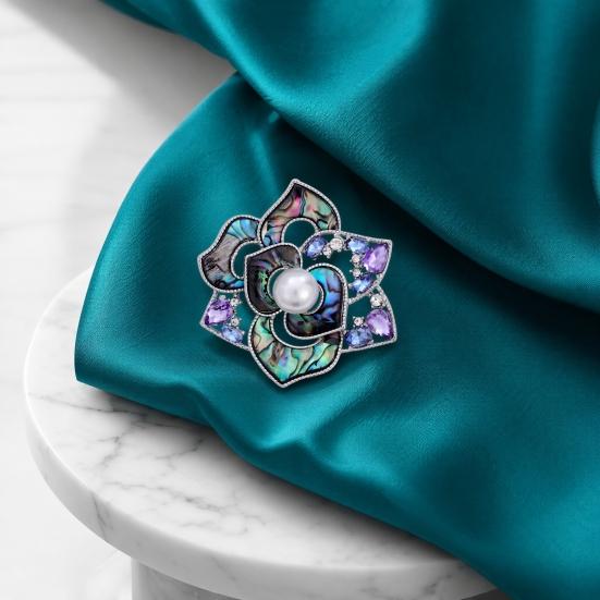 Camellia Brooch, 3D Hollow Floral Design Suit Badge with Imitation Pearl Cubic Zirconia Embellishment, Brooch Pin for Suits Scarves Accessories