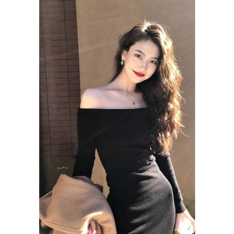 Hepburn Light Luxury Celebrity High-end Sense Long-sleeved Simple One-word Shoulder Royal Sister Dress Slim and Thin Temperament Muse Fan