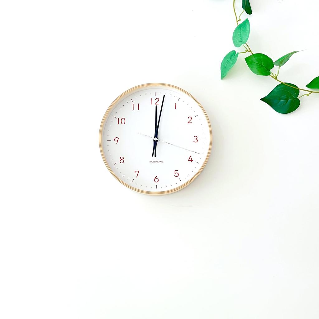 KATOMOKU plywood clock 22 Orange km-121ORRC Wall clock, continuous second hand, 25.2cm diameter (radio-controlled clock)