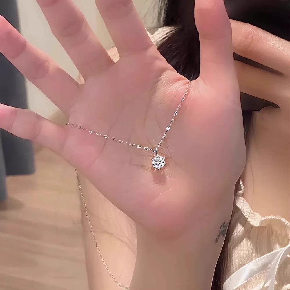 EngelsTräne Vergoldetes Halsband: Elegantes sechszackiges Anhänger mit glänzender Nickelsilber Schlüsselbein Kette