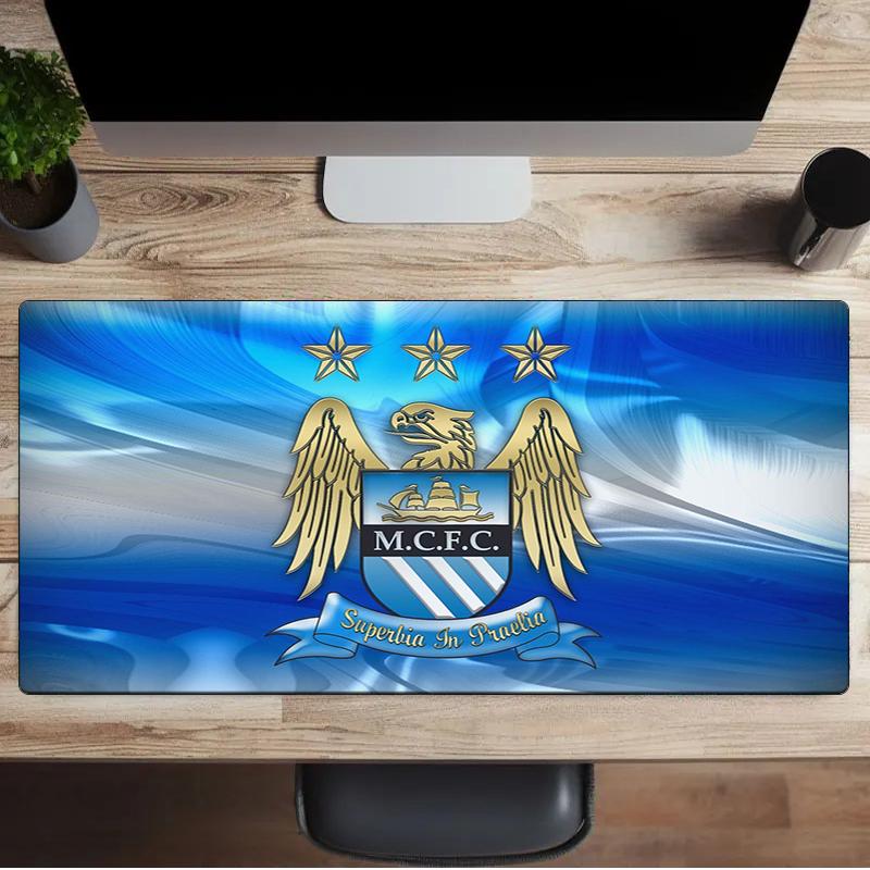 Tappetino per mouse con stemma del Manchester United, Tappetino per mouse da gaming, Tappetino per tastiera, Decorazione da scrivania per computer portatile, Regalo per tifoso, Regalo di compleanno