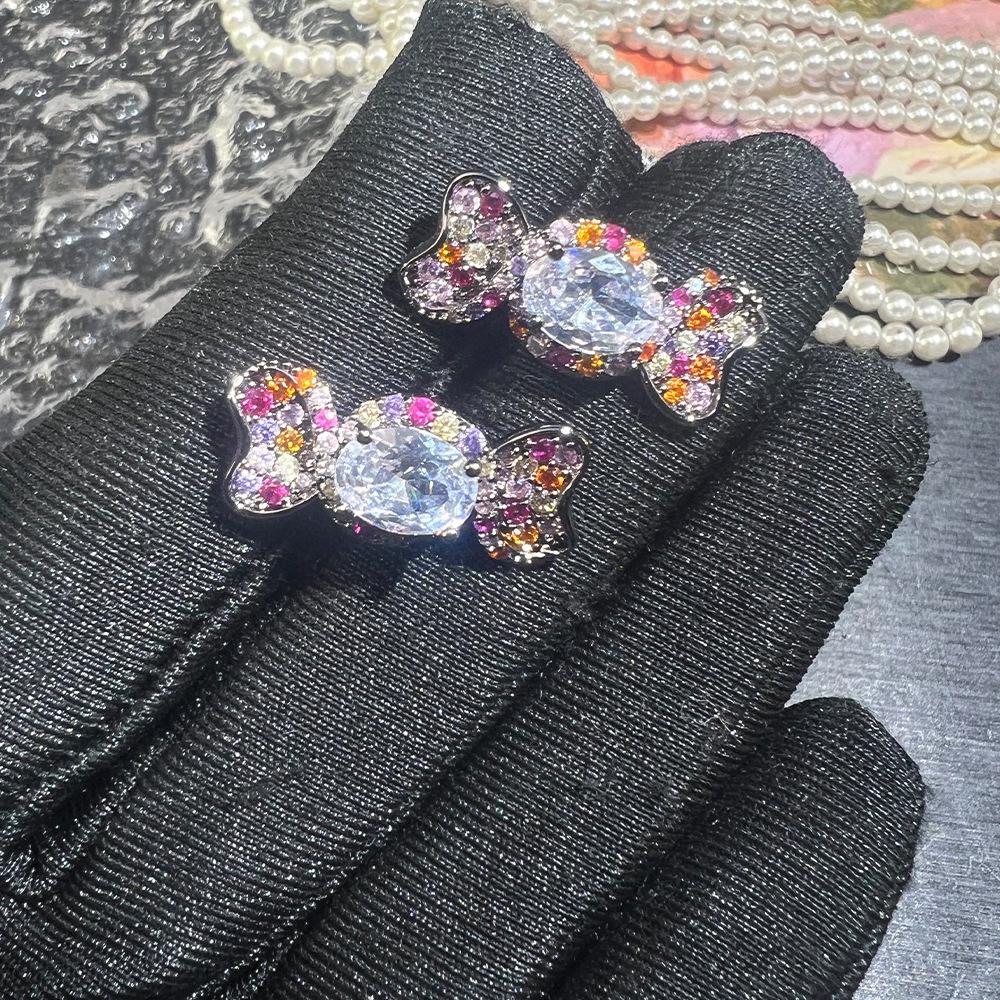 

Elegant Candy Zircon Earrings: Niche Design, Versatile High-end S925 Luxury for Women.