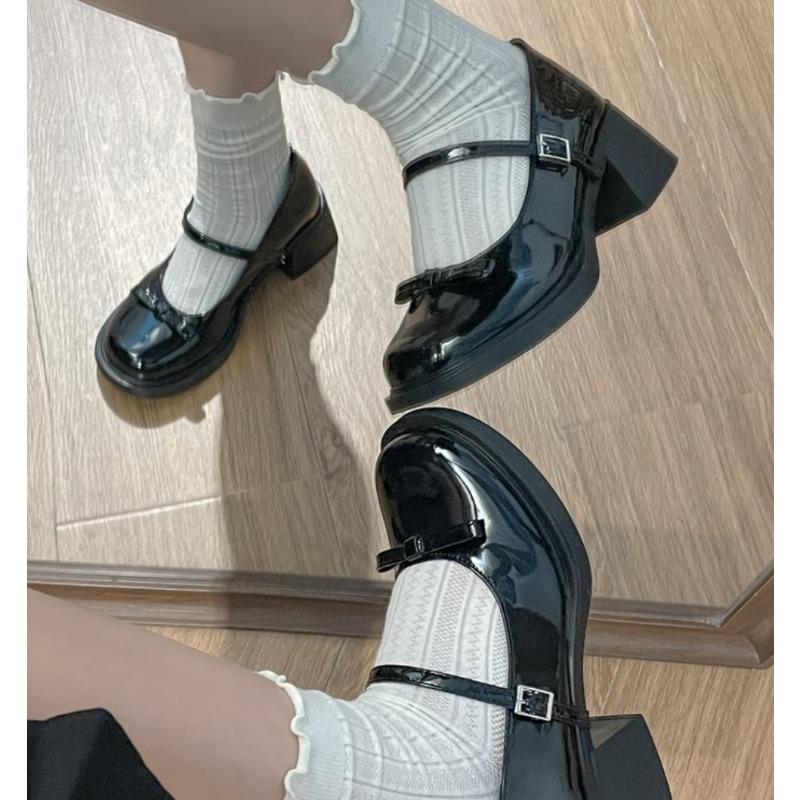 New Cute Patent Leather Mary Jane Shoes Women Autumn Buckle Straps High Heels Pumps Woman Japanese Style Uniform School Shoes