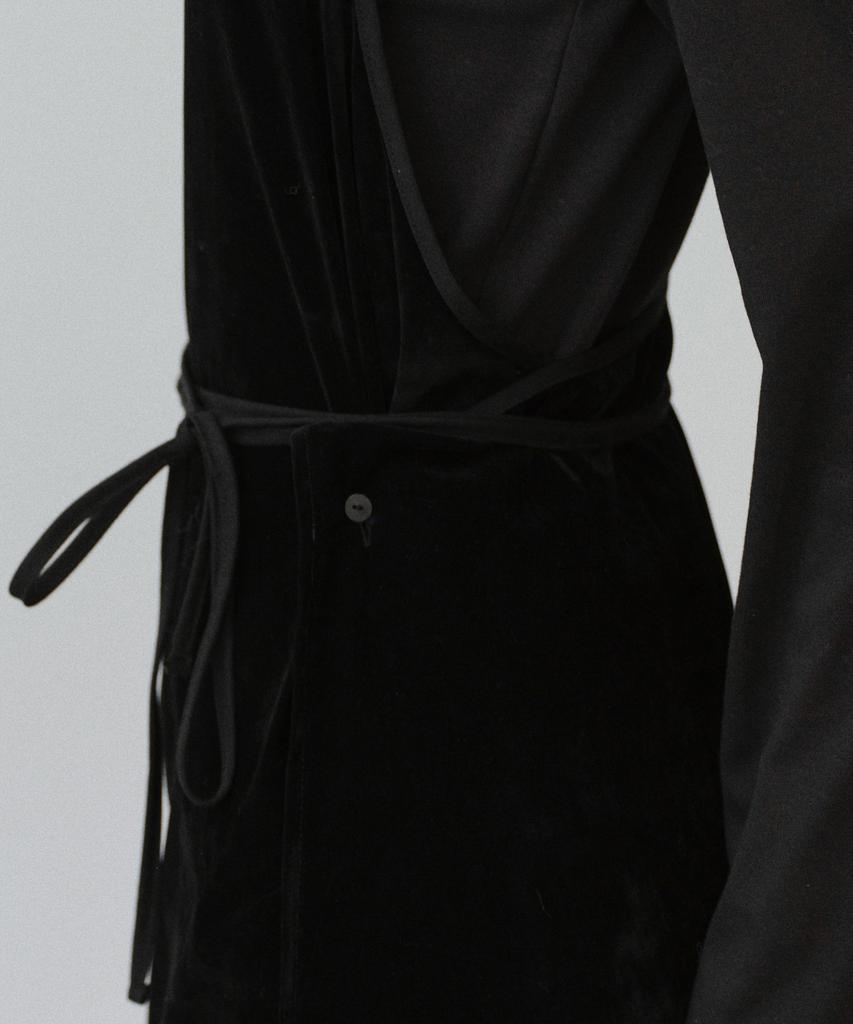 Yulago Velvet Halter Neck Dress