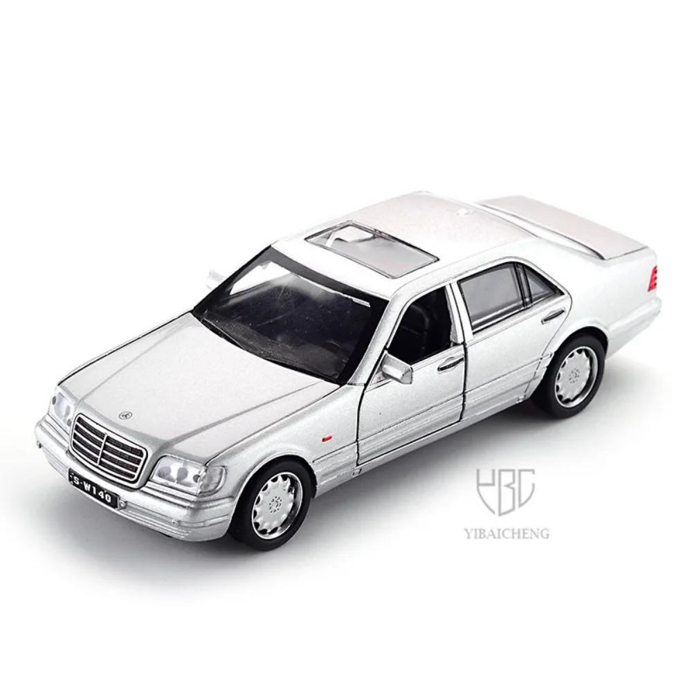 1/32 S-W140 Alloy Model Car Children's Toys With Sound Light Pull-back Function High Simulation Alloy Vehicle Model For Boy Gift