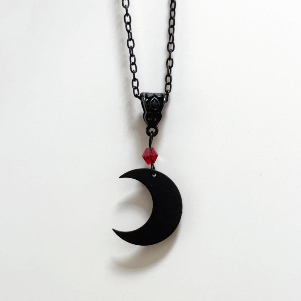 

Gothic Darkly Red Crystal Bead Black Crescent Pendant Necklace for Woman Vintage-inspired Jewelry Accessories Not Allergic Gift