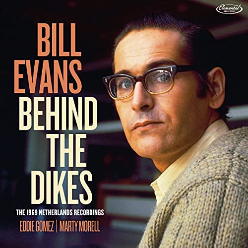 

Bill Evans / Behind The Dikes [3LP] [Import] [Japanese Belt and Instructions Included] [Live] [Analog]