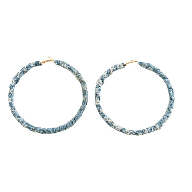 Преувеличенные витые серьги-кольца Уникальные джинсовые серьги-гвоздики с цветочным принтом Простые и шикарные круглые серьги Подарок на день рождения Хип-хоп 1