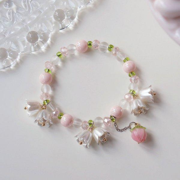 Cute Green Crystal Bead Bracelet for Women Trendy Lily Valley Flower Charm Elastic Adjustable Bracelet Wedding Birthday Jewelry