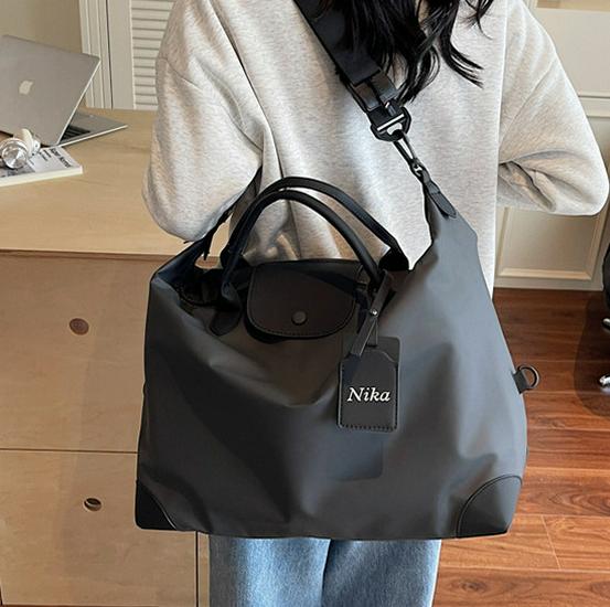 Lightweight Large Capacity Women's Travel Bag for Childbirth, Gym, Yoga, Business Trips, and Hand Luggage.