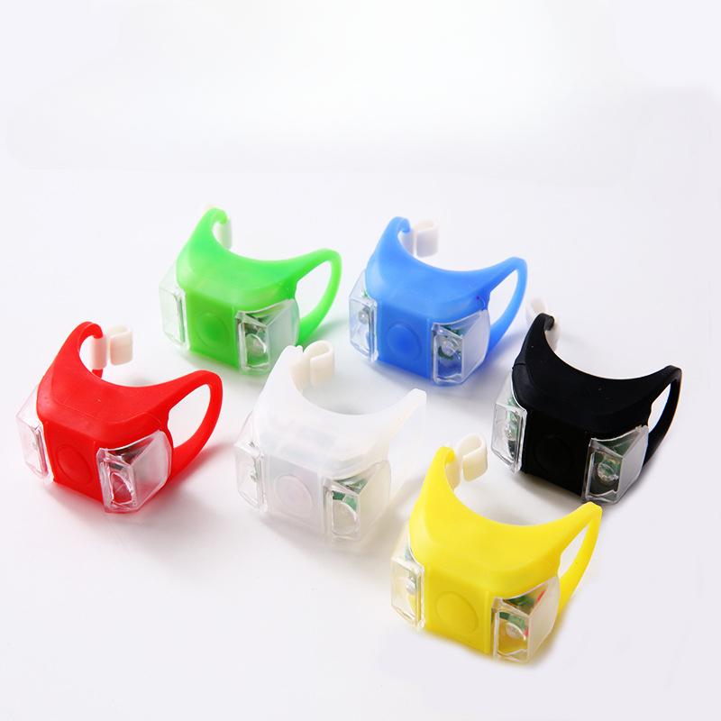 

Оптовая продажа велосипедов шести поколений, бинокулярный фонарь-лягушка, светодиодный мигающий сигнальный фонарь для ночной езды, свет для скейтборда, оборудование для верховой езды на открытом воздухе