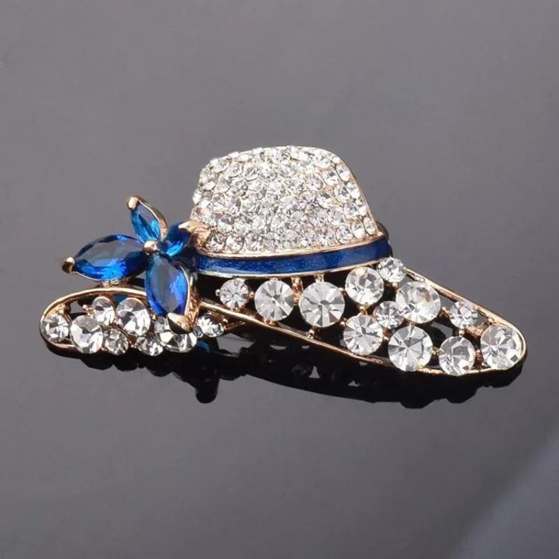 Novelty Crystal Hat Brooches for Women Casual Party Dresses Hollow Blue Butterfly Hat Style Brooch Broch for Women Men Kids