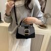 Portable small square bag fashionable spring new simple commuter bag niche design retro shoulder messenger bag