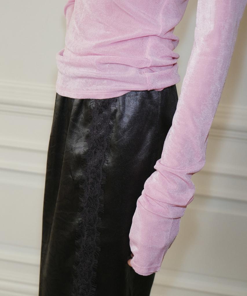 RESIS Glossy Ribbed Crewneck T-Shirt [Pink] / Rf3Lts512