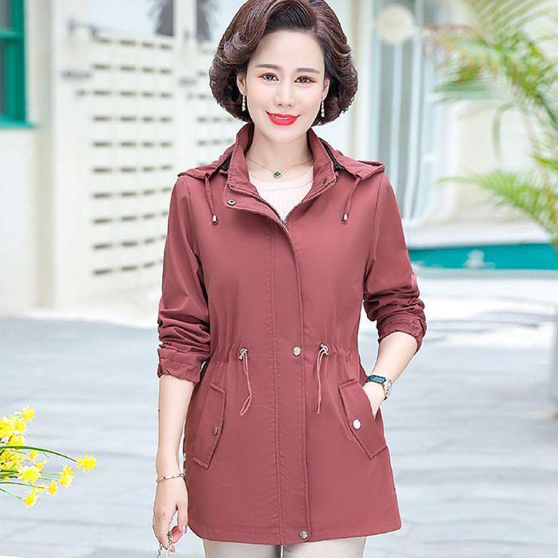 

Модное женское осеннее пальто-тренч большого размера для мам 2025 года для среднего и пожилого возраста 2XL (110-125) розовый