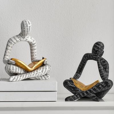 Figura de Lectura Abstracta Hombre Sosteniendo Libro Dorado Hombre Estatua de Resina Escultura Decoración de Escritorio para Hogar y Oficina Adorno Regalo para Amantes de los Libros