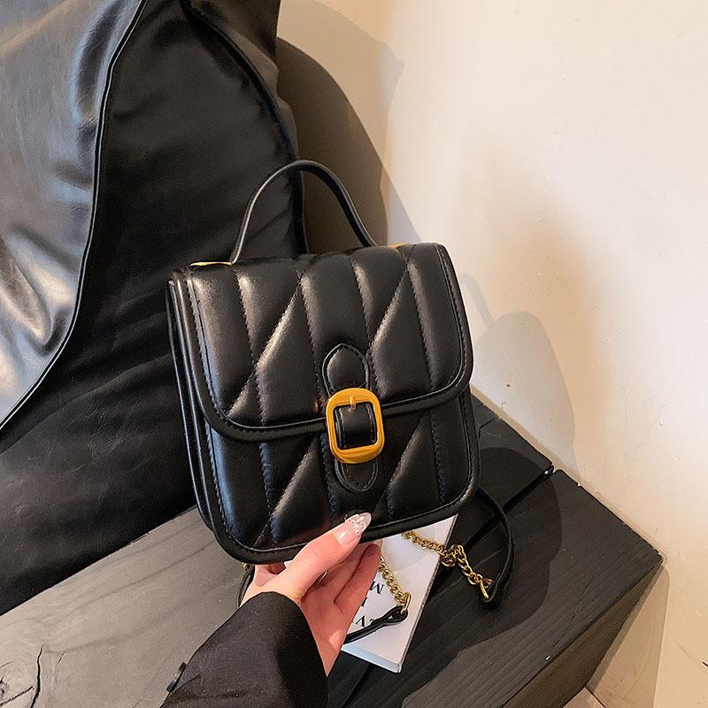 Retro Chic Small Style Bag Women 2023 New Autumn And Winter Simple Rhombus Small Square Bag High-end Single Shoulder Bag чёрный