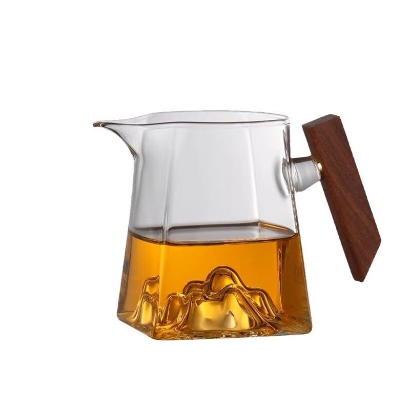Shangqi Wooden Handle Glass Tea Fairness Cup