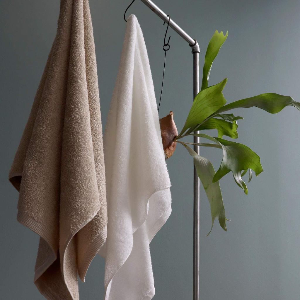 Sensui Yu Japanese-Made Bath Towels, Set of 2, Large, Instant Absorbency, Antibacterial, Odor Resistant, Quick-Drying, Osaka Senshu Towels, Smoke Blue