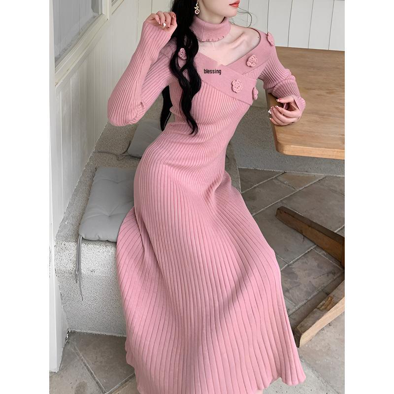 Elegant Figure-Hugging Rose Design Knitted Dress