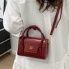 Stylish Square Bag French Minimalist Vintage Solid Color Niche Shoulder Bag Casual High-End Commuter Crossbody Bag